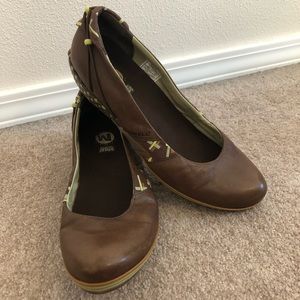 Merrell Brown Flats
